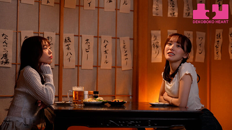 お互いに彼氏持ちだけど女の子相手なら浮気にならないよね？友達同士だったけどキスで一気に距離が縮まって一夜限りのレズビアンになる瞬間 瀬戸ひなこ 白石もも│瀬戸ひなこ・白石もも│お風呂│1boko00033