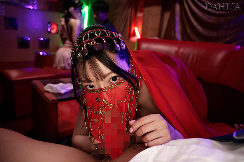 会社では地味な巨乳OLとおっパブで遭遇「内緒にしてくれるなら」と口止めフェベチオされて仕事中もしゃぶられる関係に… 朝海汐│朝海汐│ハイビジョン│1dldss00402