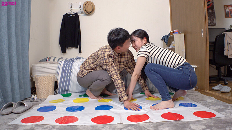 素人妻が一般大学生の自宅にコンドーム1つ渡され一泊一度のゴム姦では満足できず宿泊中2度もガチ中出しを許してしまう 激しい騎乗位で色白柔尻を揺らす発情妻 ひかりさん 32歳││4K│1hawa00362