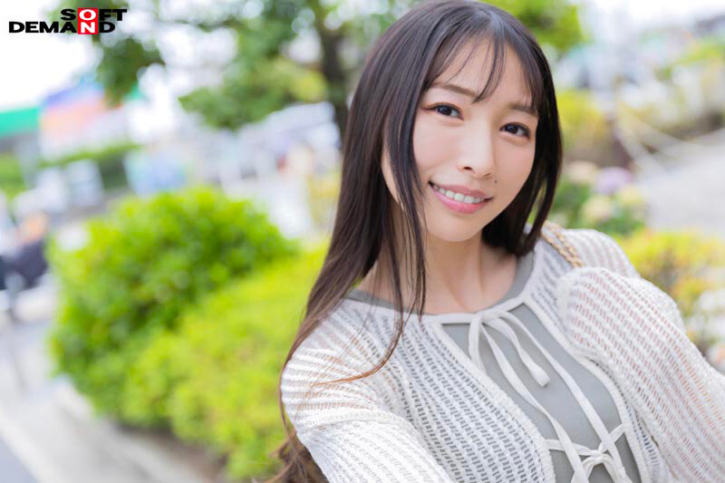 生まれて初めて 男の人の精子飲んじゃいました 埼玉県春日部市在住の敏感ママさん 玉井晴香 第4章 地元を離れて年下男子と手つなぎデート後、旦那も忘れて貪りSEX│玉井晴香│4K│1sdnm00528