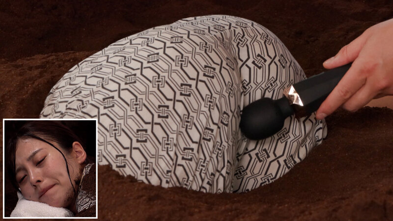 美人CA（既婚者）限定 砂風呂に埋まって身動きできない〇淫NTR拘束マッサージ 横が見えない状態で、隣に夫が居るのにイッてもイッても止めずに絶頂させ続けた女の「サイレント絶叫」││ハイビジョン│1sgki00059