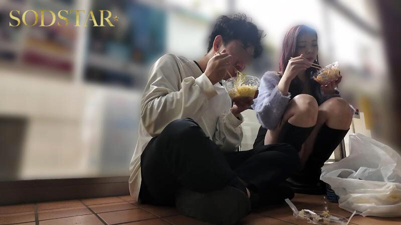 金曜夜、男友達よりも気が知れてる地元の連れと合流。学生みたいに遊びまくり疲れ果てた僕ら。ノリで入ったラブホで初めて見た‘欲しがり女顔’に歯止めが効かず、朝がきても狂ったようにヤリ続けた。 神木麗│神木麗│ハイビジョン│1start00306