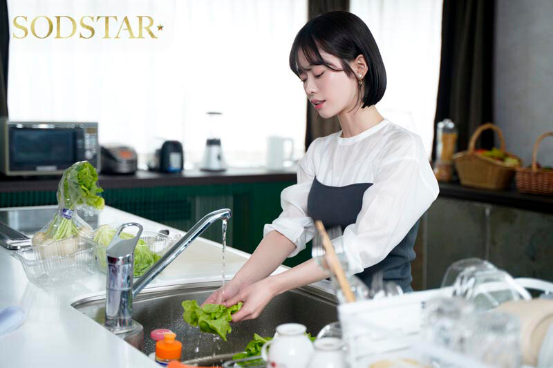 遠征中NTR サッカー選手の美人嫁がチー牛義兄にこっそり種付けされていたワンシーズン MINAMO│MINAMO│4K│1start00406