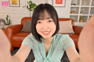 【VR】ずっと好きだった幼なじみと両想い！ほぼ裸でずっとイチャイチャしながらエッチの偏差値グングンあげたい…！高画質8KVR 小栗みゆ│小栗みゆ│ハイクオリティVR│mdvr00263