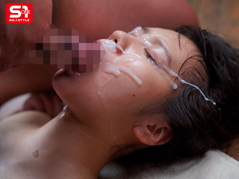 顔射は可愛いければ可愛いほど興奮できる 絶世美女60名に合計101発の大量顔射ベスト│小野六花・楓カレン・未歩なな│独占配信│ofje00608