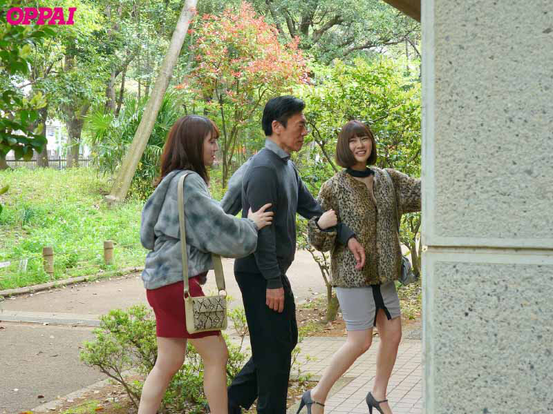 え、こんな場所で挟み撃ち！？声が出せない状況で強●射精・男潮吹きパパ活Wデート 小花のん 川北メイサ│小花のん・川北メイサ│ハイビジョン│pppe00078