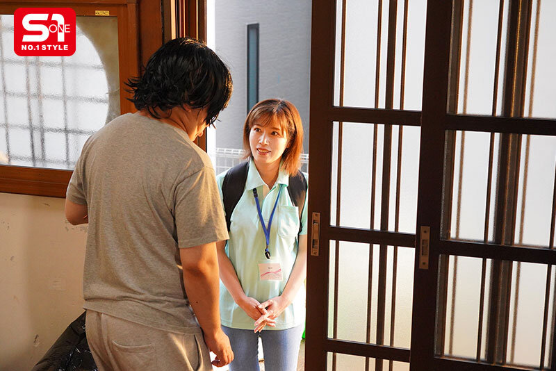 社会貢献したい介助員さん、引きこもり自立支援のため異常性欲者もオッパイで対処。 奥田咲│奥田咲│4K│snos00014