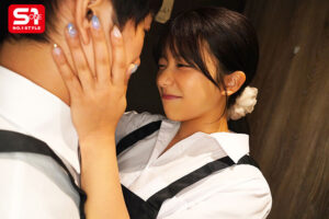 川越にこにベロキスで寝取られたい！彼女がいても仕事中でもお構いなしにチュッチュ誘惑してくるあざとい後輩に僕のチ●ポは我慢の限界！│川越にこ│ハイビジョン│sone00487