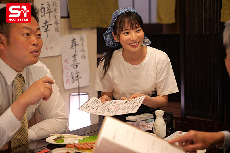 終電逃してセクハラ店長とまさかの相部屋…朝まで続くキモい性交に不覚にも感じてしまった汚れを知らないバイトちゃん 榊原萌│榊原萌│ハイビジョン│sone00949