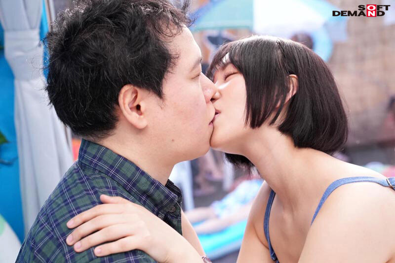 1sdmm00144│真夏の海水浴場で見つけたショートカットの似合う水着美少女が 童貞くんを赤面筆おろし のはずが…実は絶倫AV男優で失禁・痙攣お構いなし何度イっても止まらない激ピストンで無許可中出し！││水着│マジックミラー号