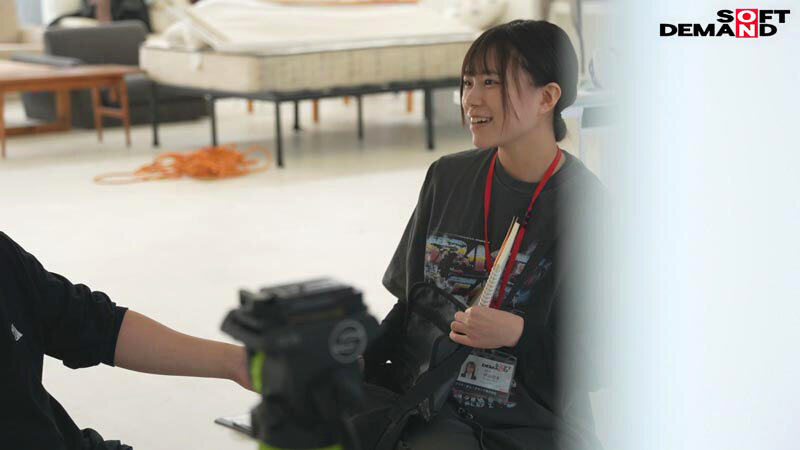 1sdjs00351v│【特典版】SOD女子社員 制作部 中途1年目 岡島明来（24） 工口勉 初AV成果報告│岡島明来│OL│AVdebut（女子社員）